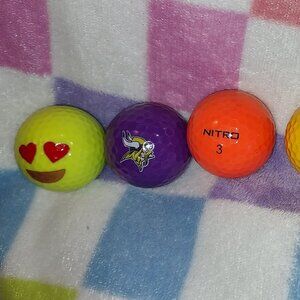 6 Golf Balls, 3 Vikings